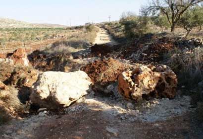 Le blocage temporaire des routes par les colons devient la loi israélienne